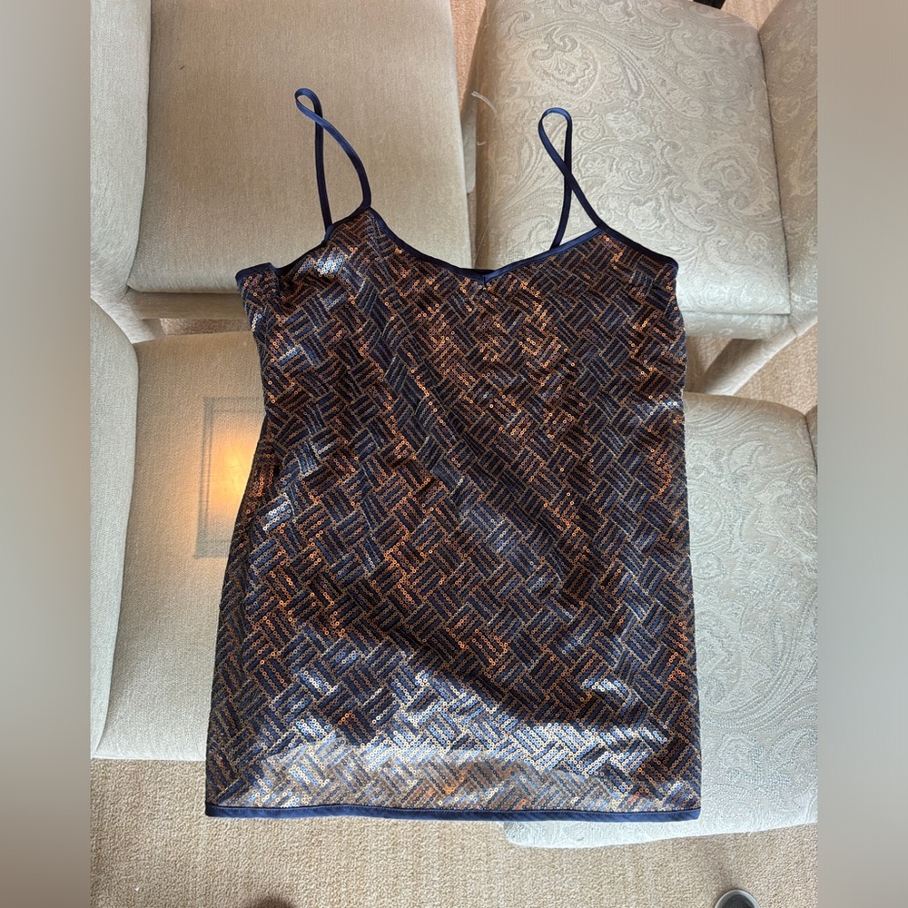 Banana Republic barely worn top